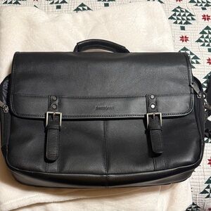 Samsonite Classic Black Messenger Bag